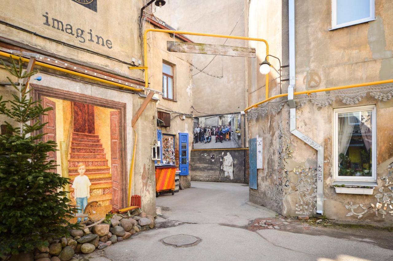 Courtyard Gallery Apartment With Free Parking Каунас Экстерьер фото